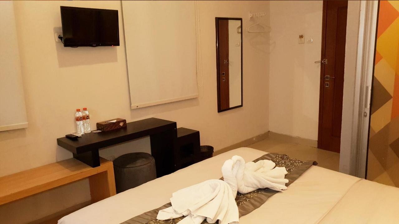 Sunrise Hotel Jogja Kejayan Esterno foto