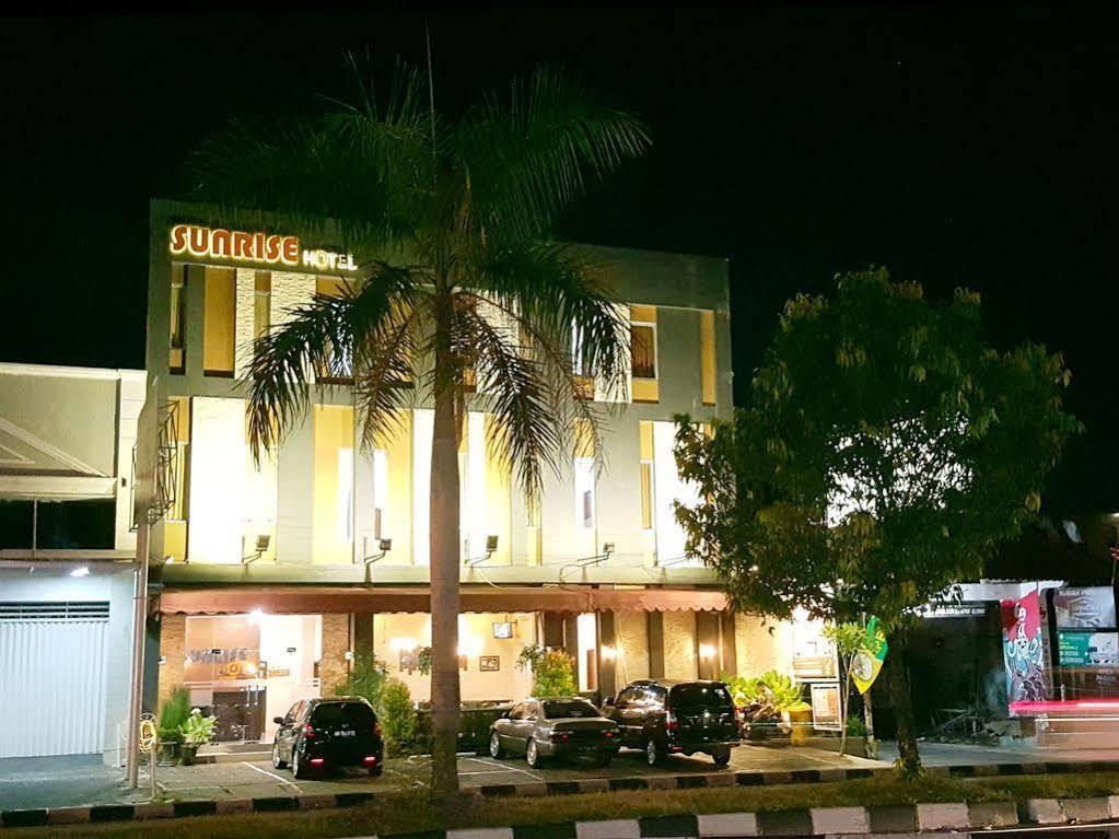 Sunrise Hotel Jogja Kejayan Esterno foto